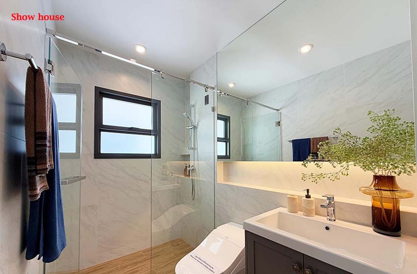 House with Shared Pool in Bangnatrad 