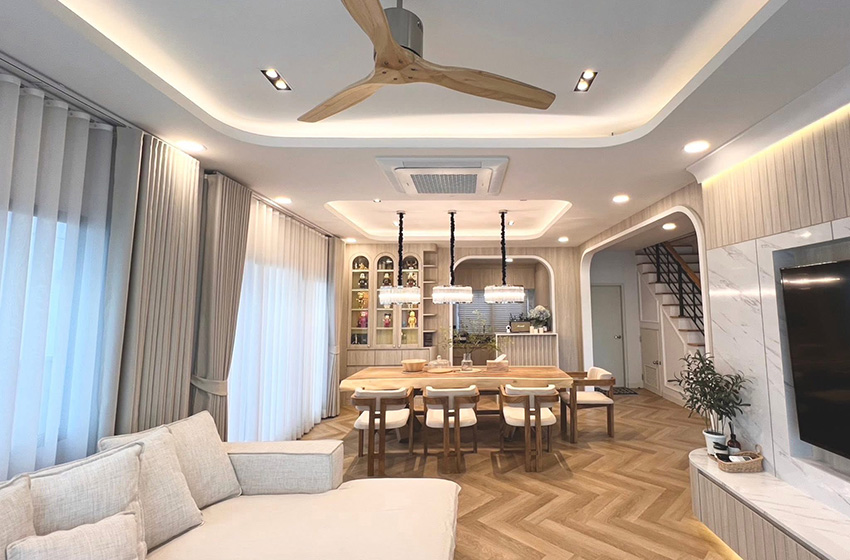 House with Shared Pool in Bangnatrad 