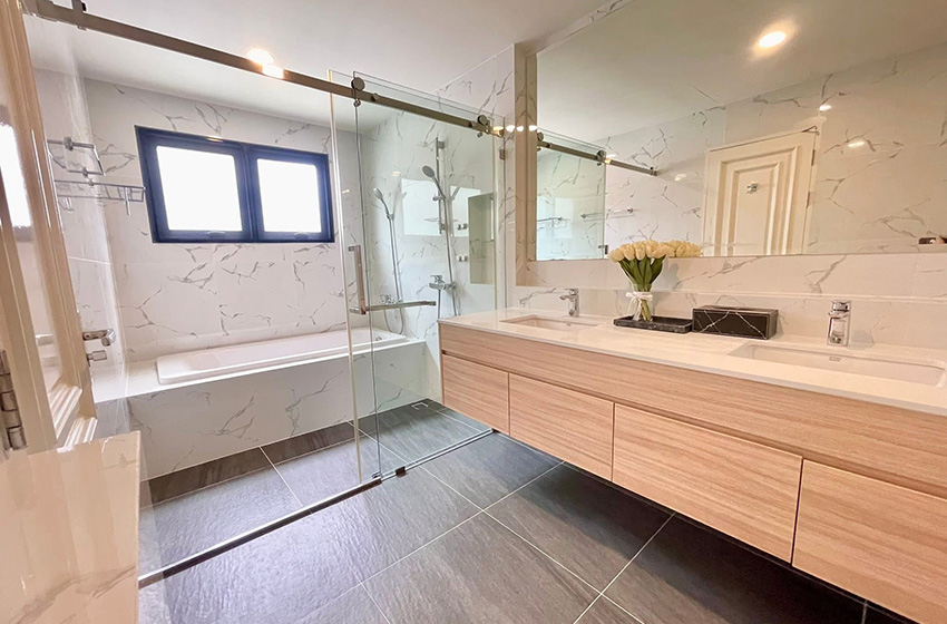 House with Shared Pool in Bangnatrad 