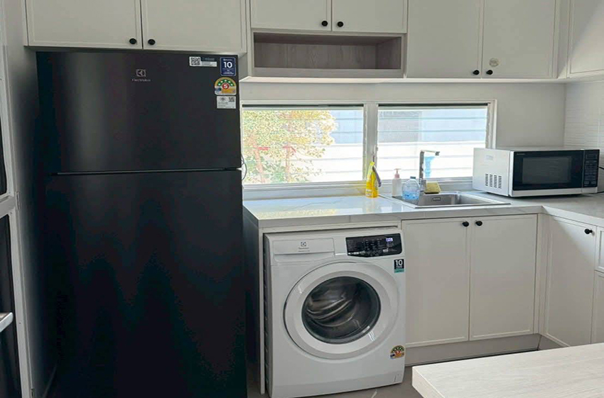 House with Shared Pool in Bangnatrad 