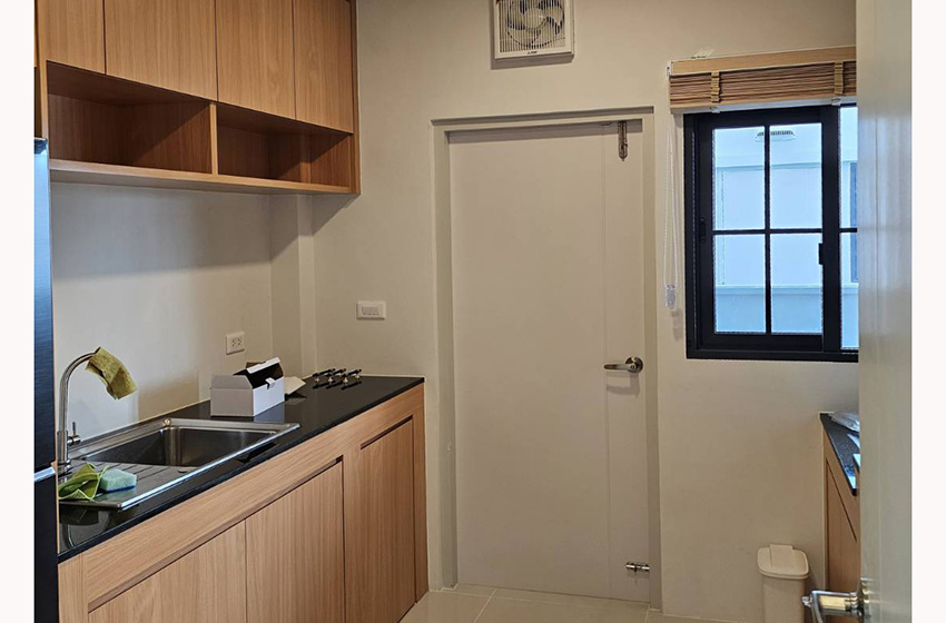 House with Shared Pool in Bangnatrad 