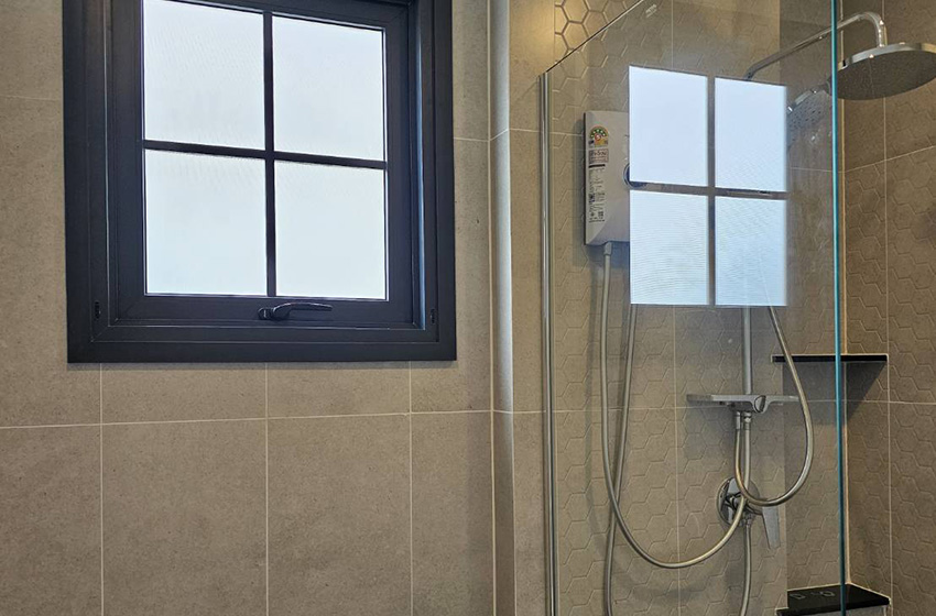 House with Shared Pool in Bangnatrad 