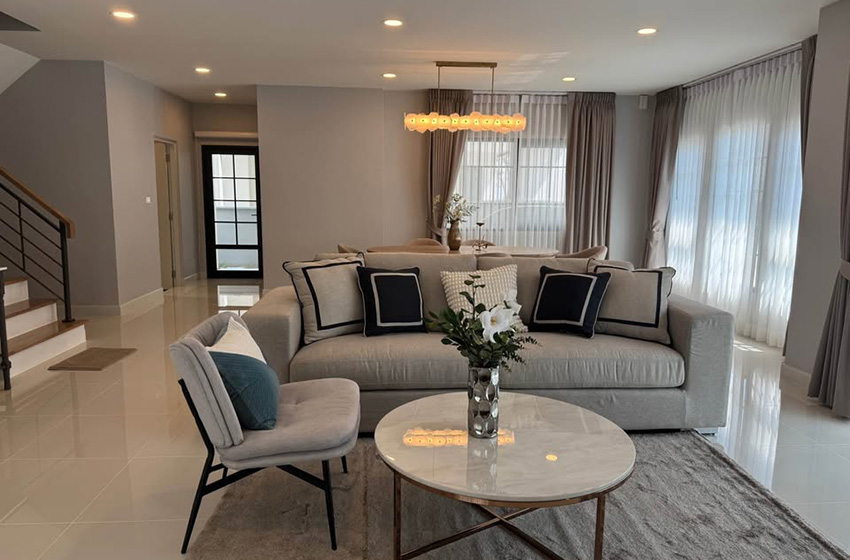 House with Shared Pool in Bangnatrad 