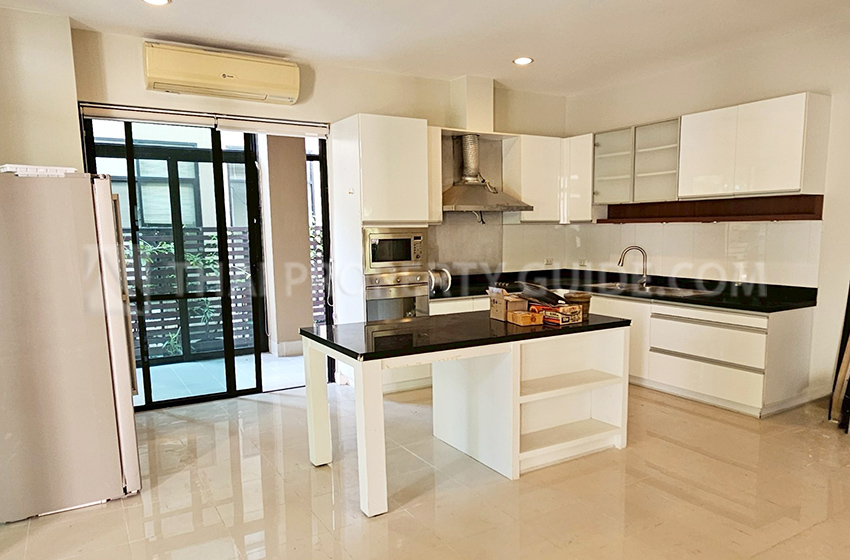 House with Shared Pool in Nichada Thani 
