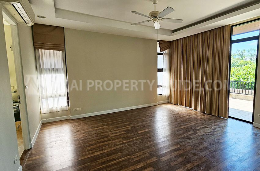 House with Shared Pool in Nichada Thani 