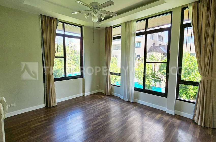 House with Shared Pool in Nichada Thani 