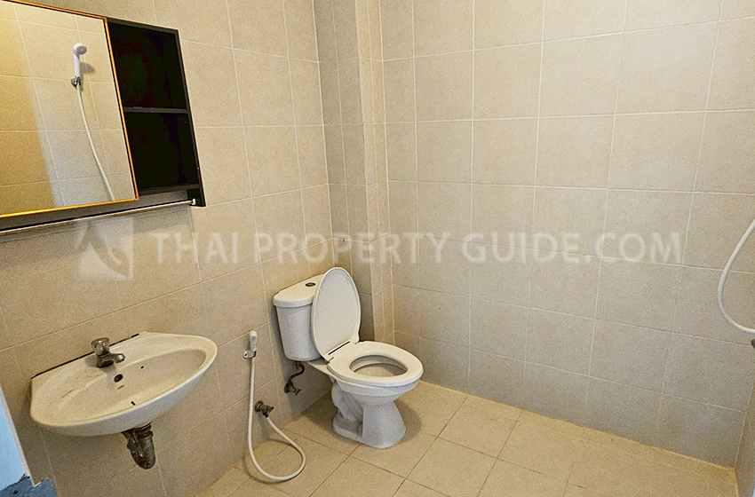 House with Shared Pool in Nichada Thani 