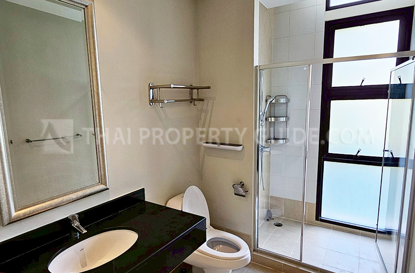 House with Shared Pool in Nichada Thani 
