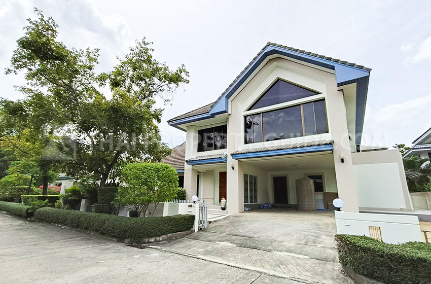 House with Shared Pool in Nichada Thani
