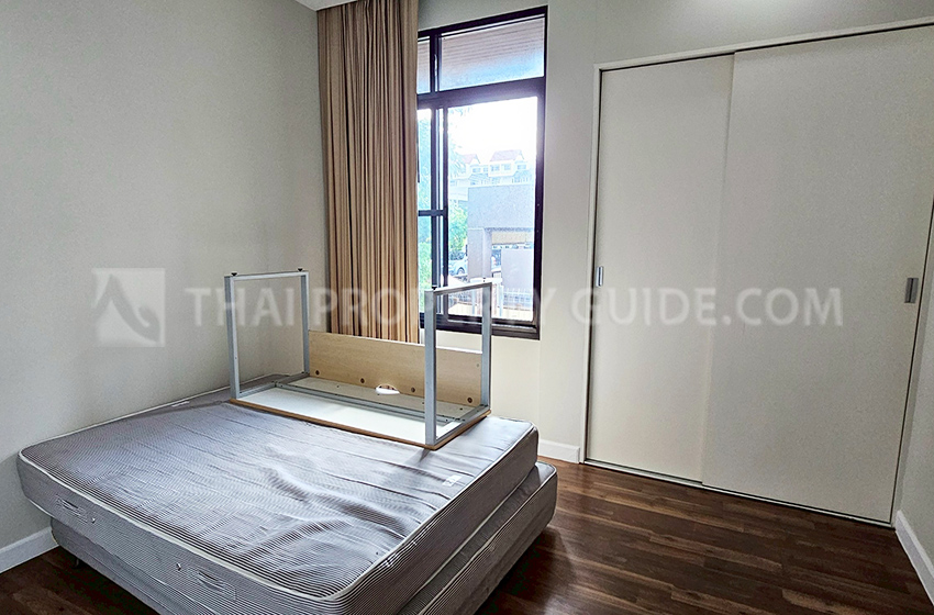 House with Shared Pool in Nichada Thani 