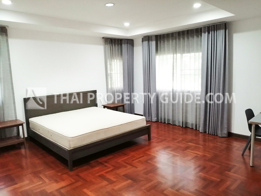House with Shared Pool in Nichada Thani 