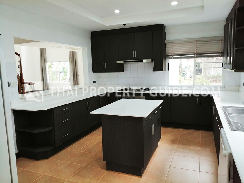 House with Shared Pool in Nichada Thani 
