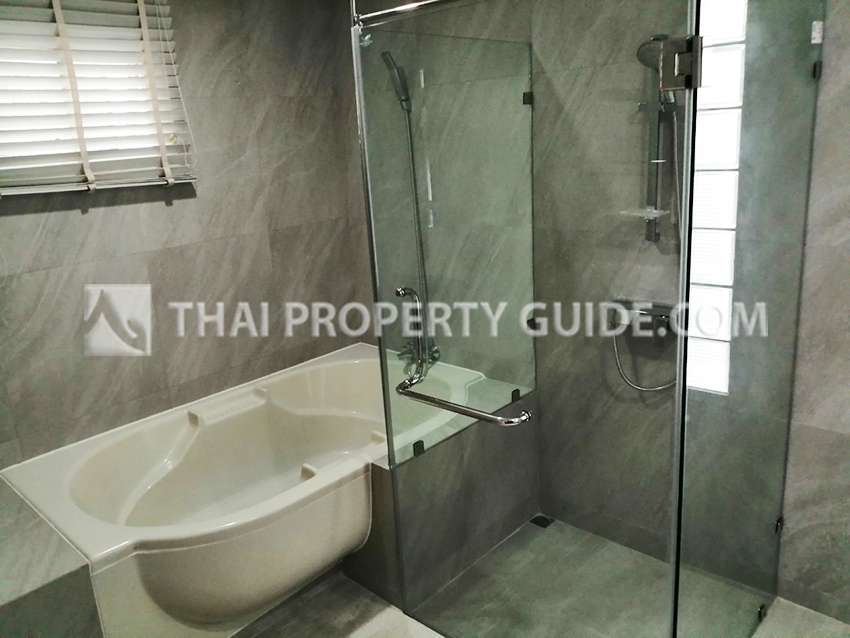 House with Shared Pool in Nichada Thani 