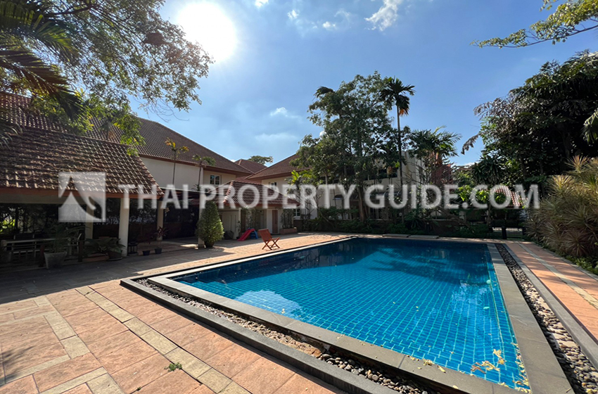 House with Shared Pool in Nichada Thani 