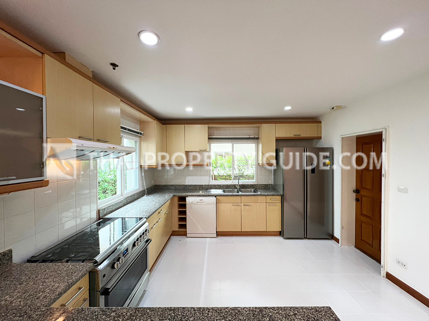 House with Shared Pool in Nichada Thani 