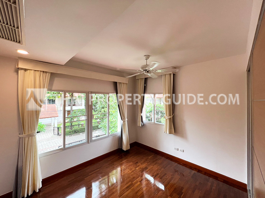 House with Shared Pool in Nichada Thani 