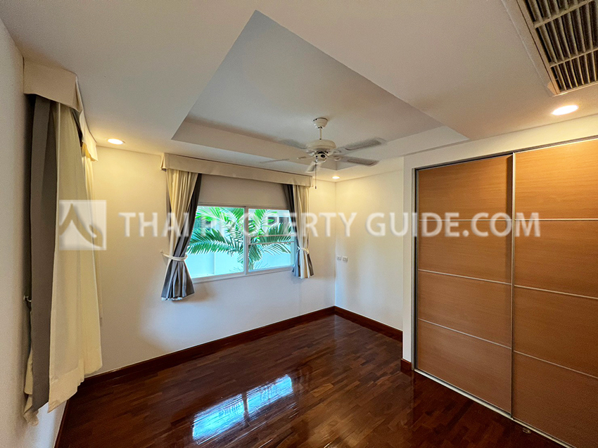 House with Shared Pool in Nichada Thani 