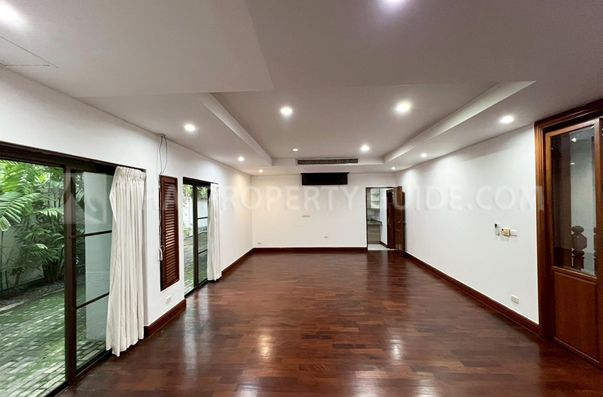 House with Shared Pool in Nichada Thani 