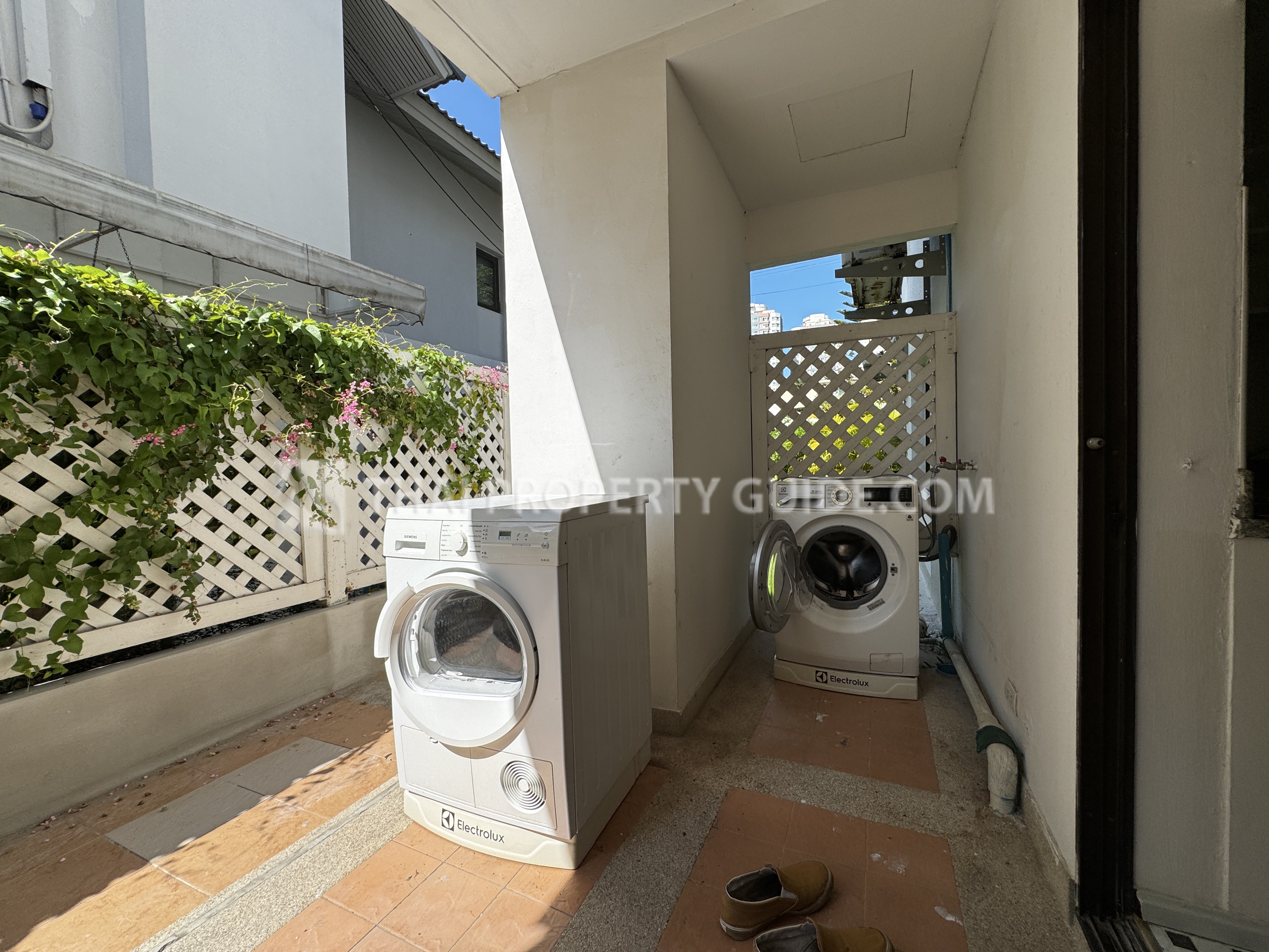 House with Shared Pool in Nichada Thani 