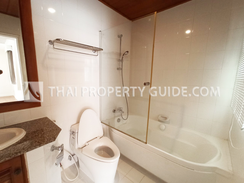 House with Shared Pool in Nichada Thani 