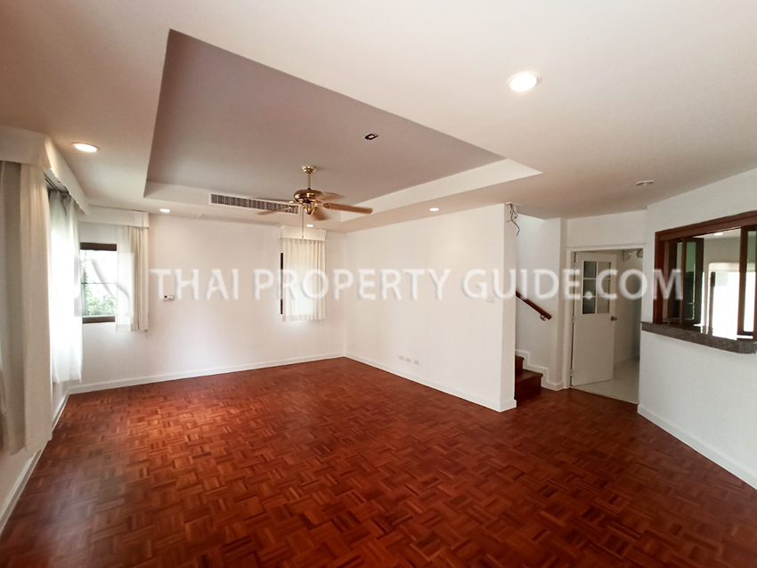 House with Shared Pool in Nichada Thani 