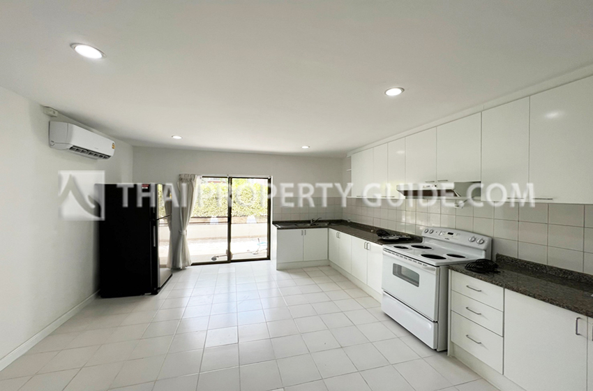 House with Shared Pool in Nichada Thani 