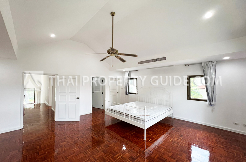 House with Shared Pool in Nichada Thani 