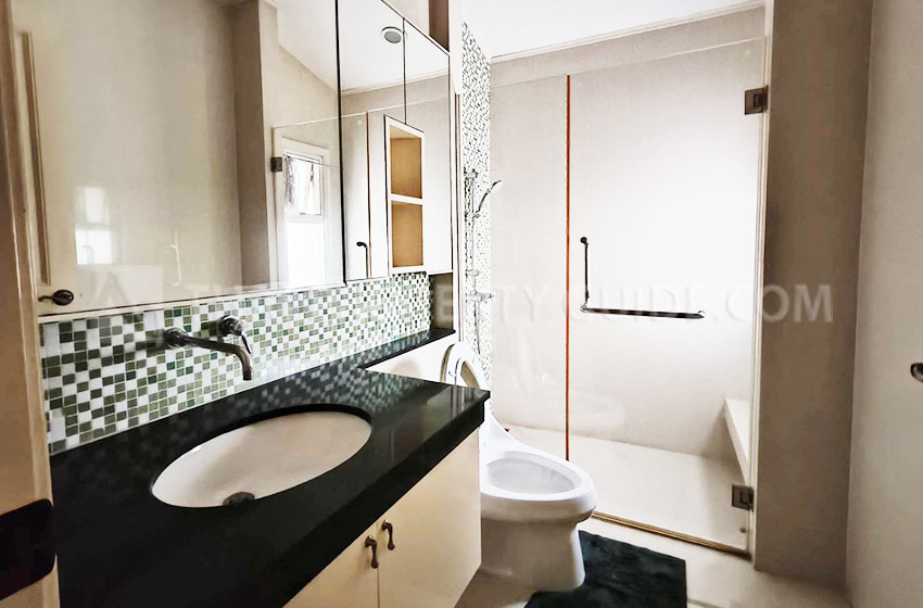 House with Shared Pool in Nichada Thani 