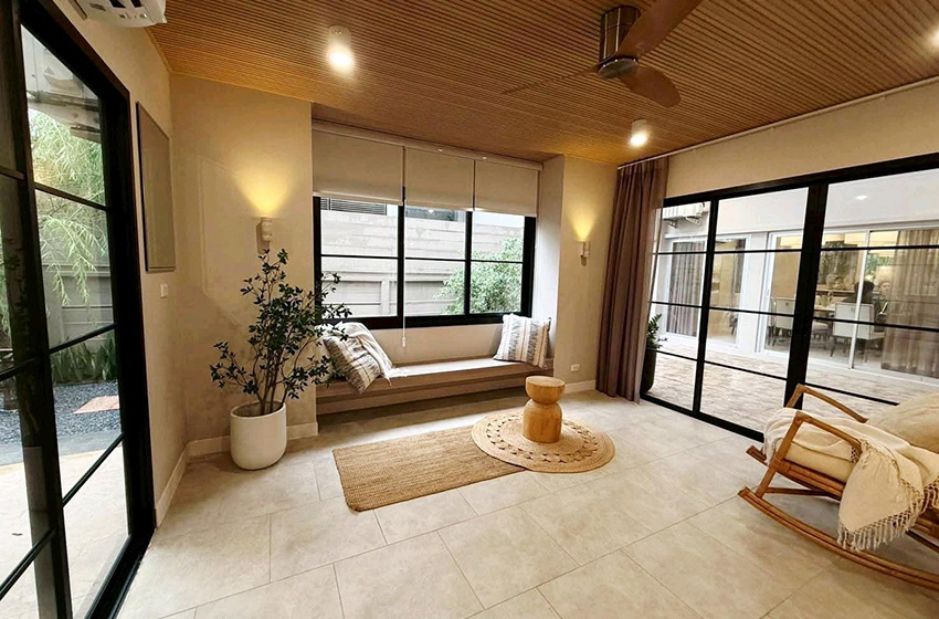 House with Shared Pool in Pattanakarn 