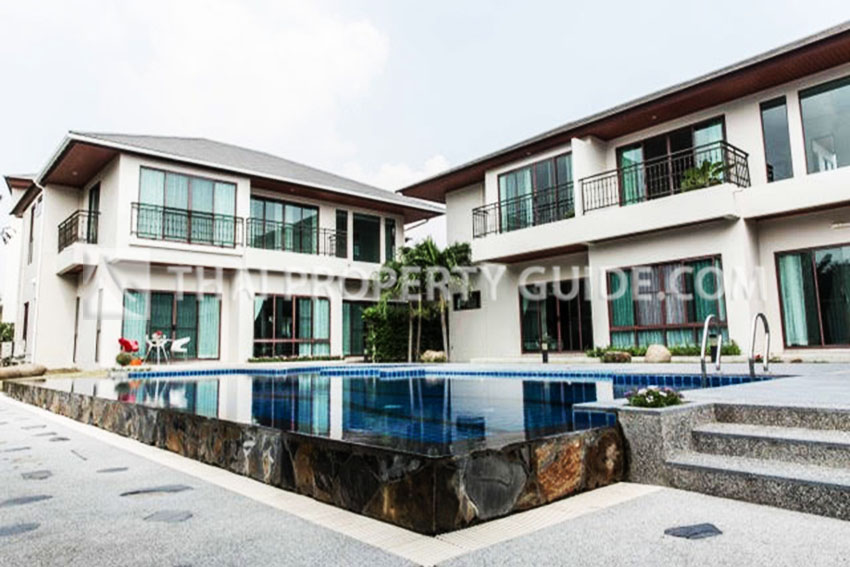 House with Shared Pool in Rama 9 