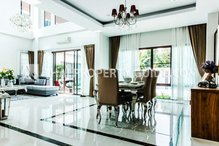 House with Shared Pool in Rama 9 