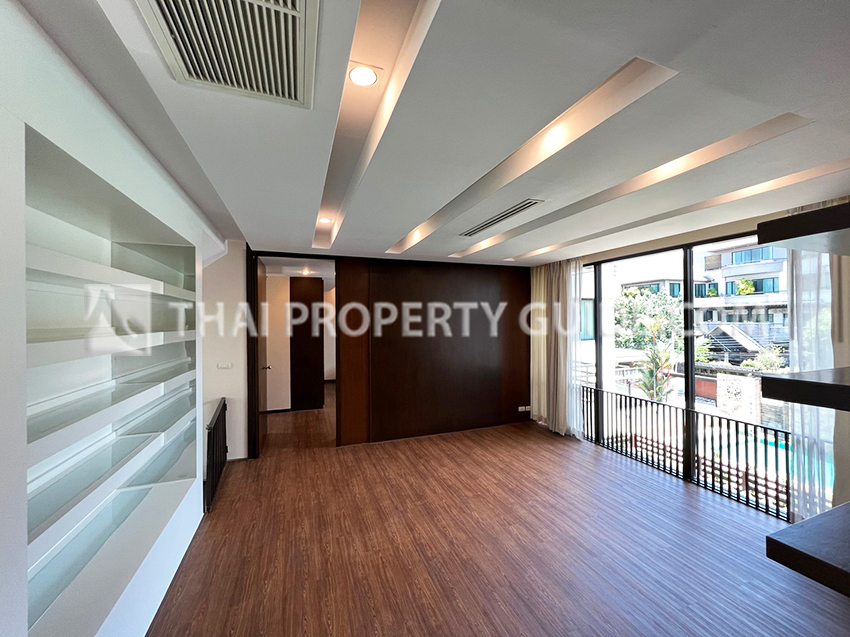 House with Shared Pool in Sathorn 