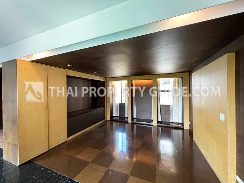 House with Shared Pool in Sathorn 