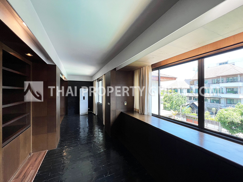 House with Shared Pool in Sathorn 