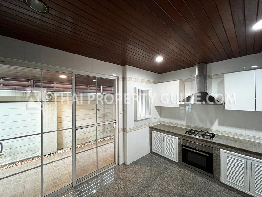 House with Shared Pool in Sukhumvit 