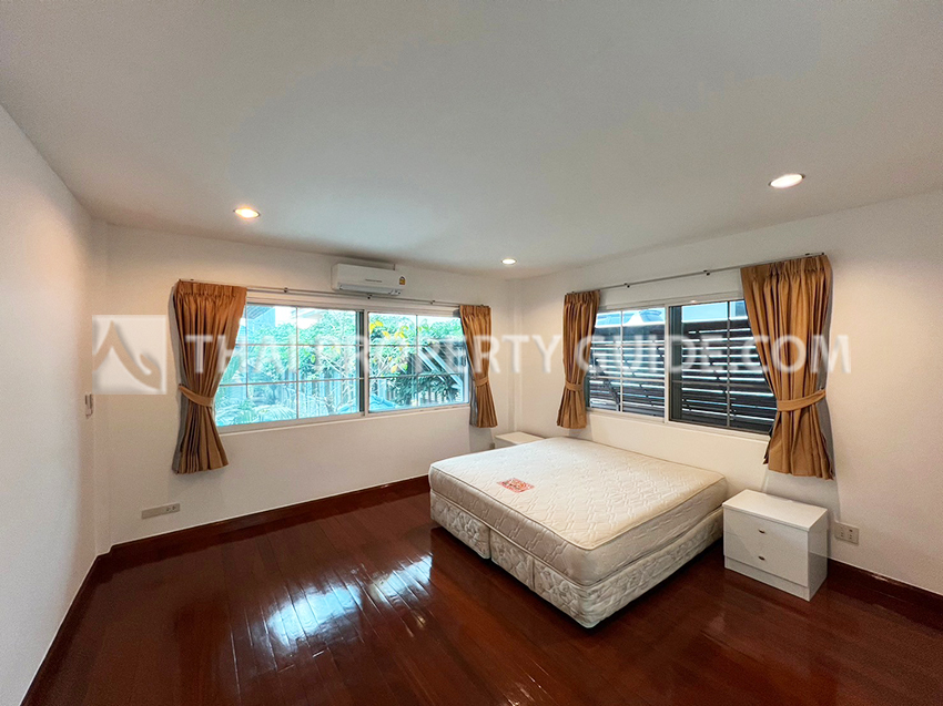 House with Shared Pool in Sukhumvit 