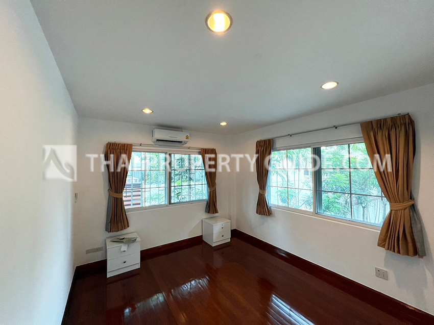 House with Shared Pool in Sukhumvit 