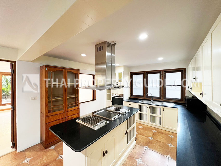 House with Shared Pool in Sukhumvit 