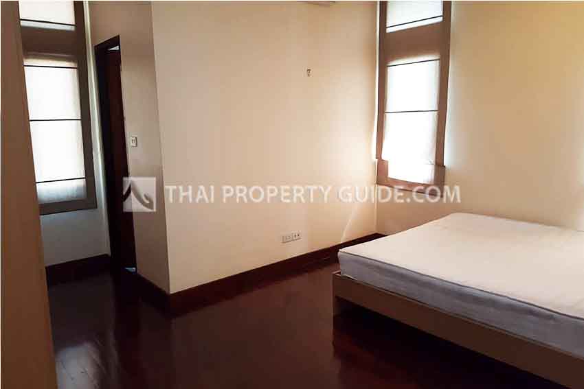 House with Shared Pool in Sukhumvit 