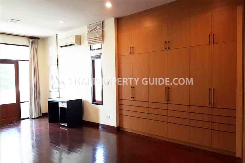 House with Shared Pool in Sukhumvit 