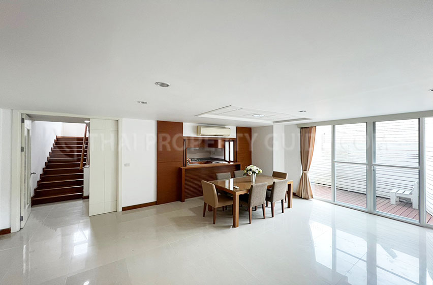 House with Shared Pool in Sukhumvit 