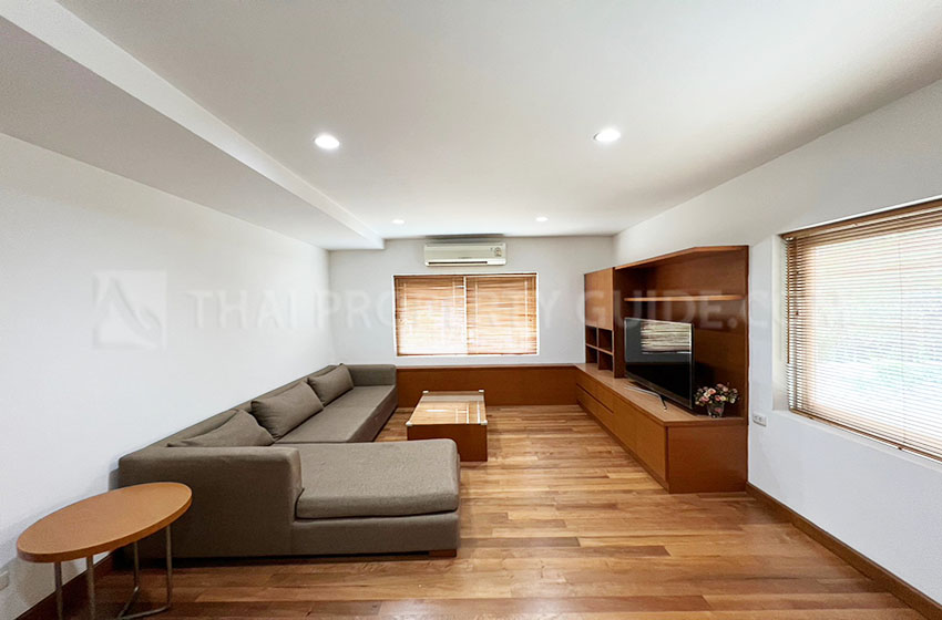 House with Shared Pool in Sukhumvit 