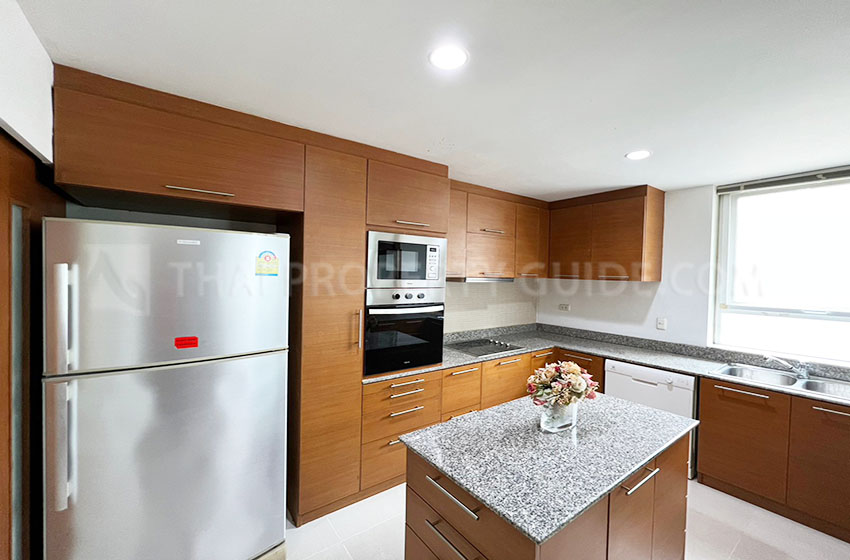 House with Shared Pool in Sukhumvit 