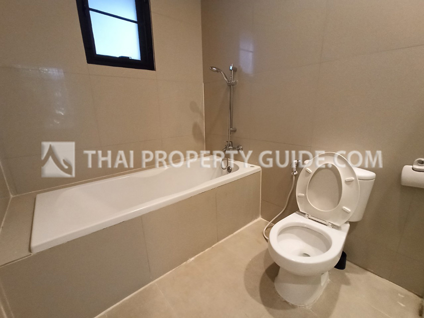 House with Shared Pool in Sukhumvit 