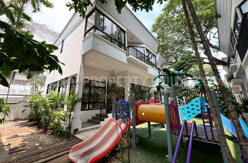 House with Shared Pool in Sukhumvit