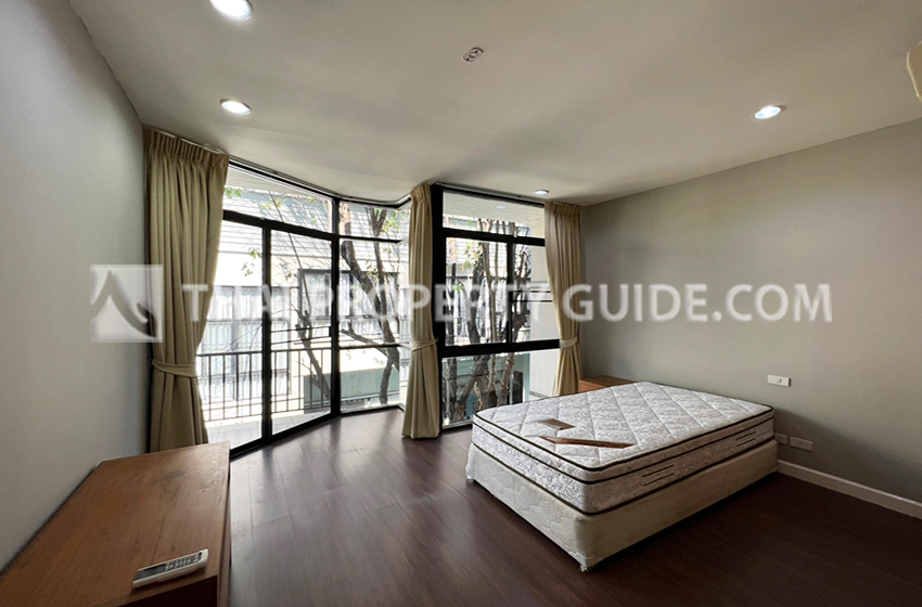 House with Shared Pool in Sukhumvit 