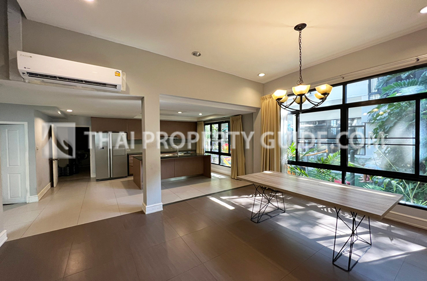 House with Shared Pool in Sukhumvit 