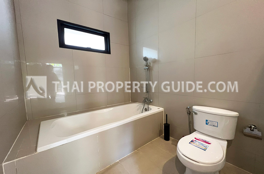 House with Shared Pool in Sukhumvit 