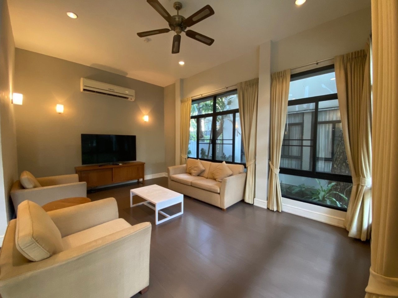 House with Shared Pool in Sukhumvit 