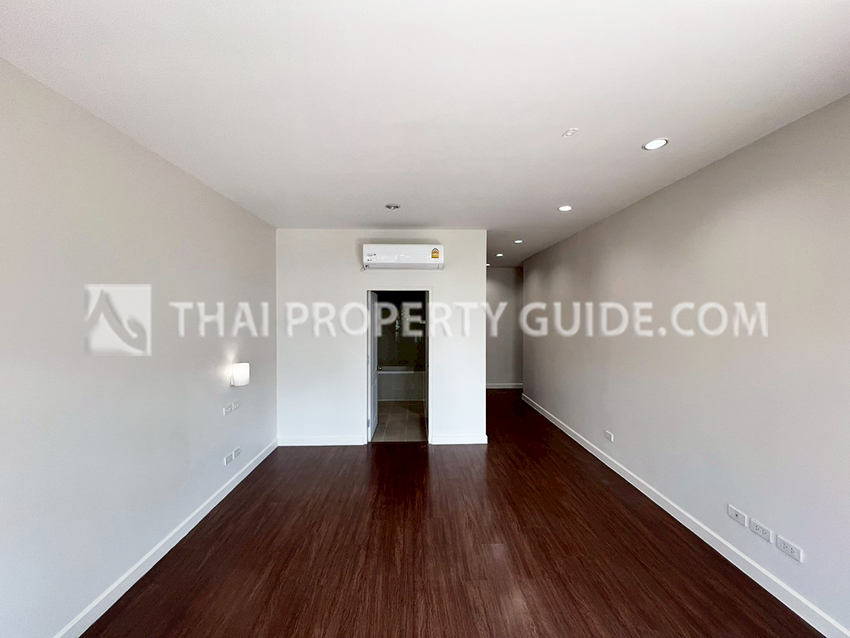 House with Shared Pool in Sukhumvit 